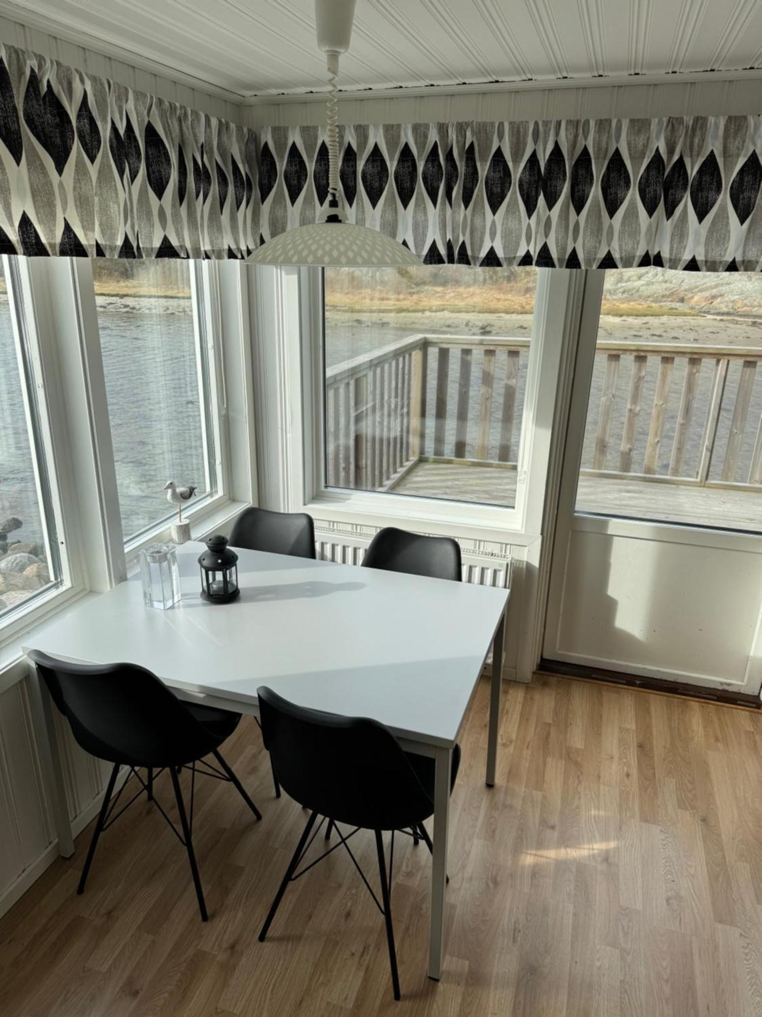 Seaview Cottage Solvik - Кунгсхамн Экстерьер фото